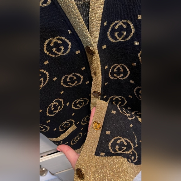 GUCCI Black and Gold Cardigan Size Medium - Picture 3 of 6